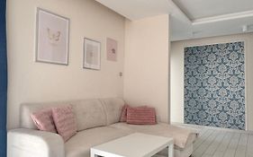Beautiful & Modern Apartment Atlas Arena Zoo Parking